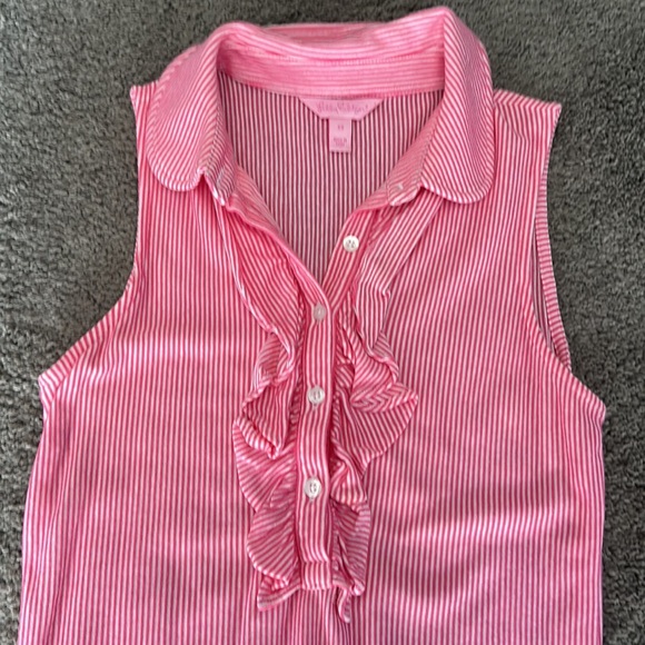 Like new lilly pulitzer polo. Size XS. Pink/white - Picture 2 of 4
